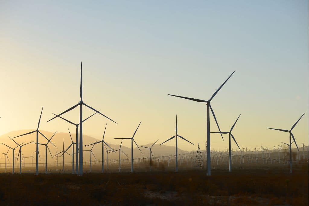 New UK Labour Government Lifts Onshore Wind Ban, Commits to Doubling Wind Power by 2030