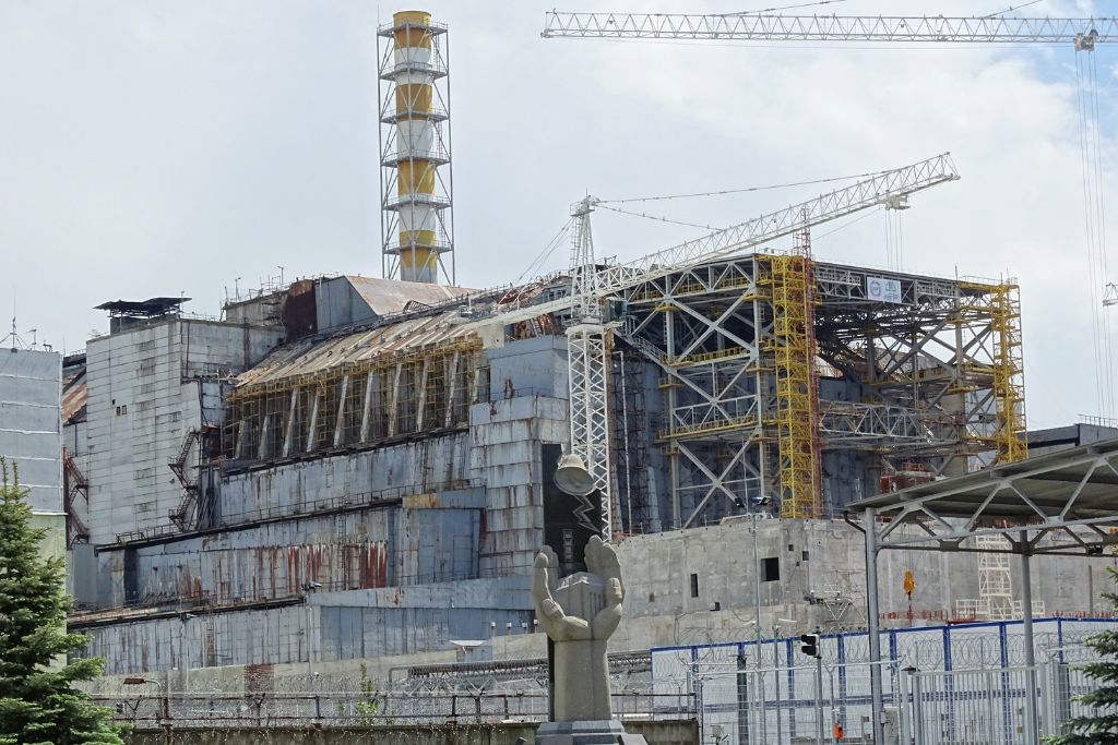 Construction at Chernobyl's reactor 4